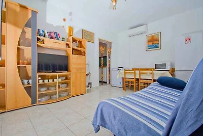 Studio-Apartment für 2–3 Personen, 10 m vom M