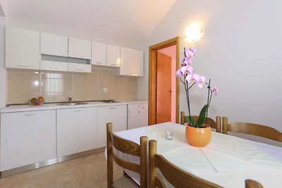 Appartamento Vacanza con famiglia Rogoznica
