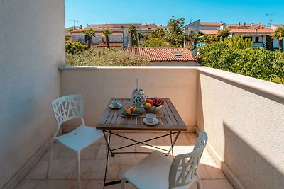 Ferienwohnung mit Pool und 100m vom Strand