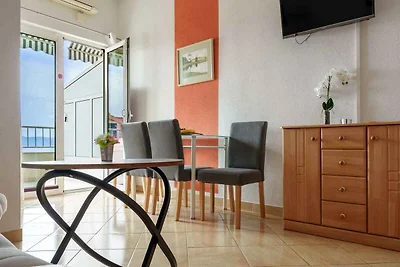 Ferienwohnung mit einen Balkon und Meerblick