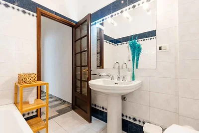 Ferienwohnung mit Balkon und Whirlpool