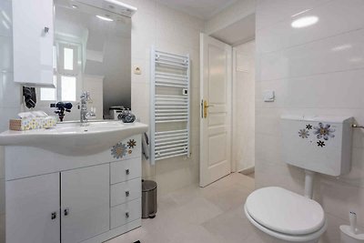 Ferienhaus mit Whirpool, Aussenpool und