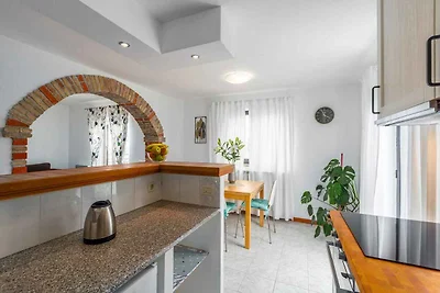Ferienwohnung mit Klimaanlage und Balkon