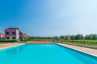 Ferienwohnung mit Pool und Terrasse