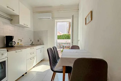 Ferienwohnung mit Terrasse