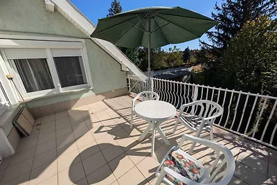 Ferienwohnung mit grosser Balkon, amerikanisc