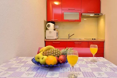 Ferienwohnung mit Pool und Klimaanlage