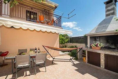 Gemütliche Ferienwohnung Hrvatić in Rogoznica