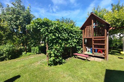 Ferienhaus mit WLAN und Kinderspielplatz