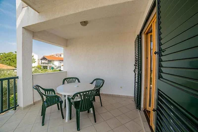 Studio-Apartment in Srima in der Nähe von Vod