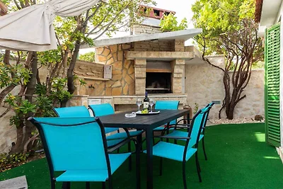Ferienwohnung mit Terrasse und Klimaanlage