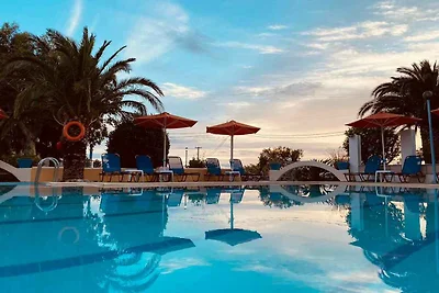 Mobilehome mit Klimaanlage, Terrasse und Pool