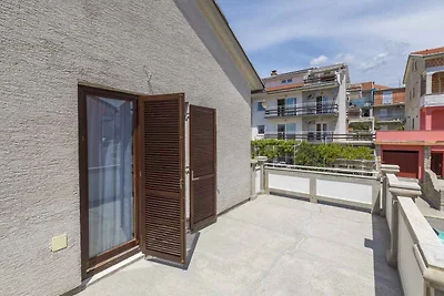 Ferienwohnung mit Balkon und Klimaanlage