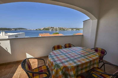 Appartamento Vacanza con famiglia Rogoznica