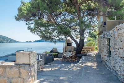 Ferienwohnung am Meer mit Balkon