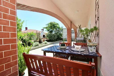 Ferienwohnung mit Terrasse und Klima