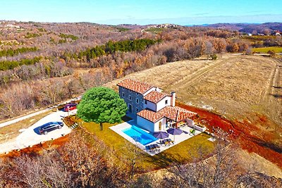 Villa mit Swimmingpool und Sauna