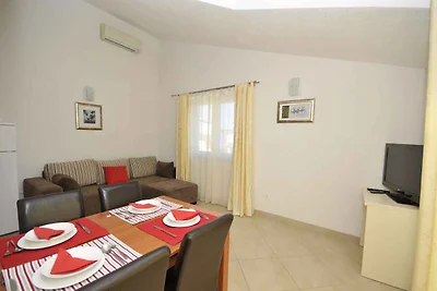 Appartamento Vacanza con famiglia Okrug Gornji