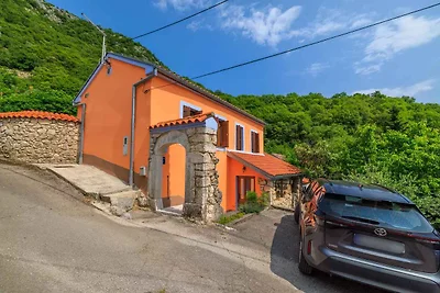 Ferienhaus mit Pool und Klimaanlage