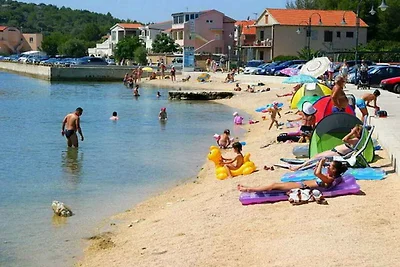 Ferienwohnung mit Balkon und Klimaanlage