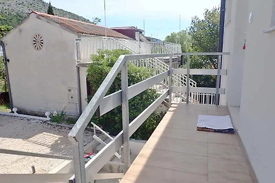 Appartamento Vacanza con famiglia Starigrad