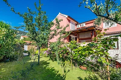 Studio mit 12 qm Terrasse in Zentrumsnähe