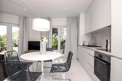 Ferienwohnung mit Pool und Klima
