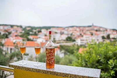 Ferienwohnung mit Terrasse und Meerblick 50 m