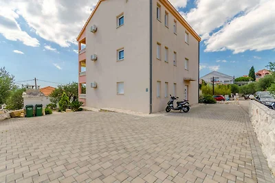Holiday flat family holiday Okrug Gornji