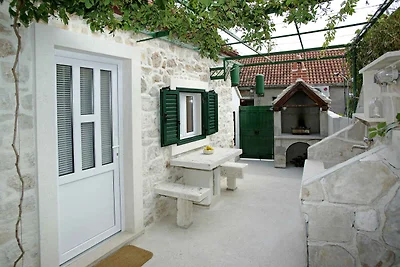 Ferienhaus auf einer Insel am Wasser