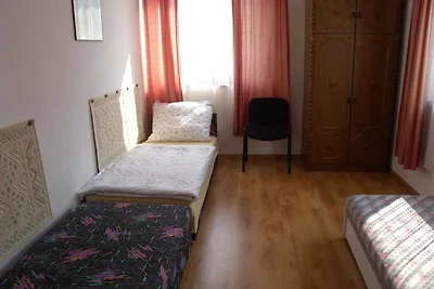 Ferienwohnung mit Pavillon und Pool