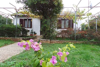 Ferienhaus 300 m zur Adria und mit Garten