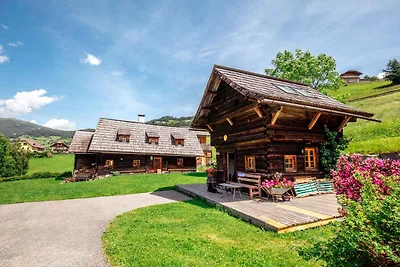 Ferienhaus mit Kachelofen und Wellness-Oase