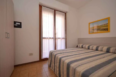 Ferienwohnung mit Klimaanlage, Balkon und