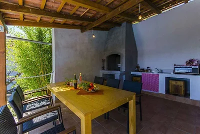 Ferienwohnung mit Balkon und Pool