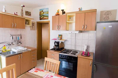 Appartamento Vacanza con famiglia Grebaštica