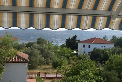 Studio mit Balkon und Klimaanlage