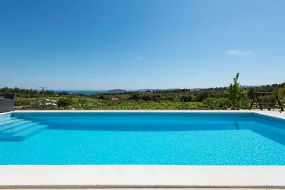 Ferienhaus mit Aussenpool