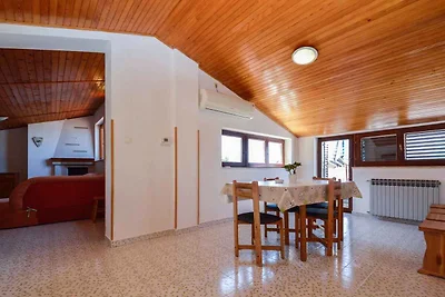 Ferienwohnung mit Klimaanlage und Balkon