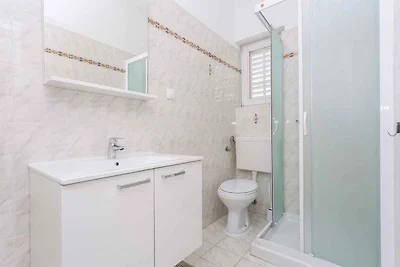 Ferienwohnung mit Balkon und Klimaanlage