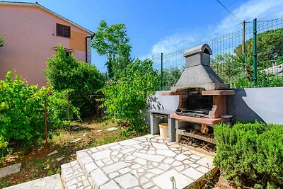 Villa mit Pool und Klimaanlage