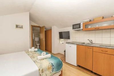 Familiäre VillaArta auf Murter mit Meerblick 