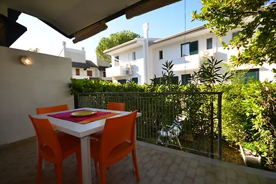 Villa mit Klimaanlage und Balkon