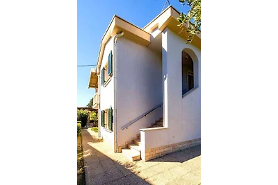 Ferienwohnung mit Pool in Palit ****