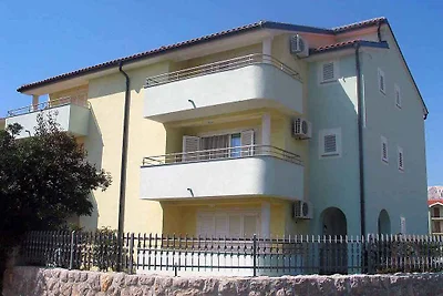 Ferienwohnung modern eingerichtet, mit Klimaa