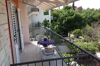 Ferienzimmer mit Balkon und Meerblick