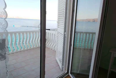 Ferienwohnung mit Terrasse in Meernähe