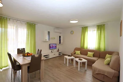 Ferienwohnung mit Klimaanlage und Grill