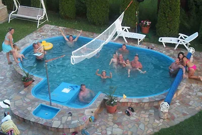 Ferienhaus mit beheizbarem Pool und