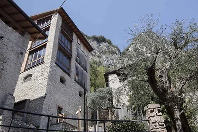 Studio rustikal eingerichtet, mit Blick auf S